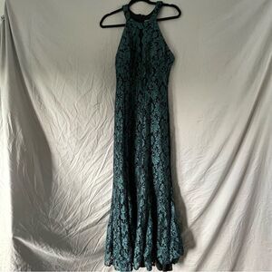 NW‎ Nightway Lace Halter Gown